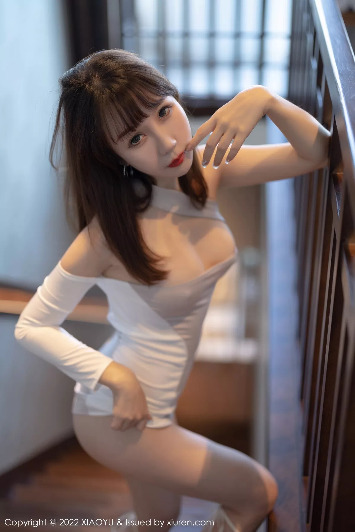 [XiaoYu画语界]Vol.900_模特波巧酱浅紫色露肩连衣短裙配白色高跟秀曼妙身姿迷人写真81P